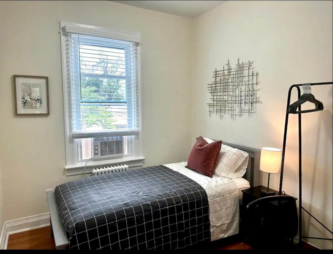 7-A Diamond In Yonkers Appartement Buitenkant foto